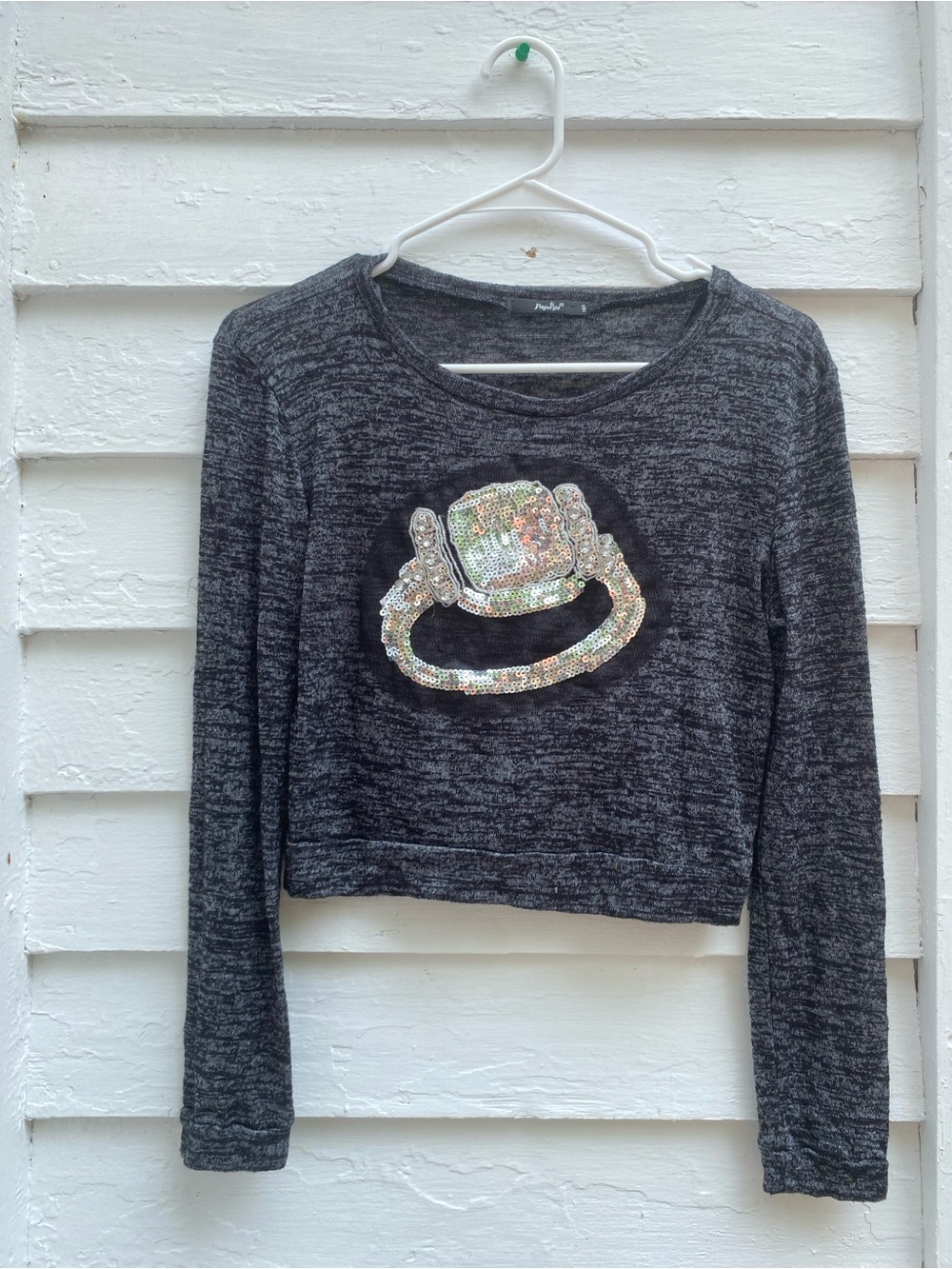 Papaya Charcoal Gray Cropped Long-Sleeve Top with Sequin Ring 💍 Engagement 🎉